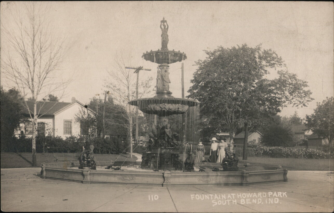 The Studebaker Electric Fountain, now located in Leeper Park, shown at its original location in Howard Park.