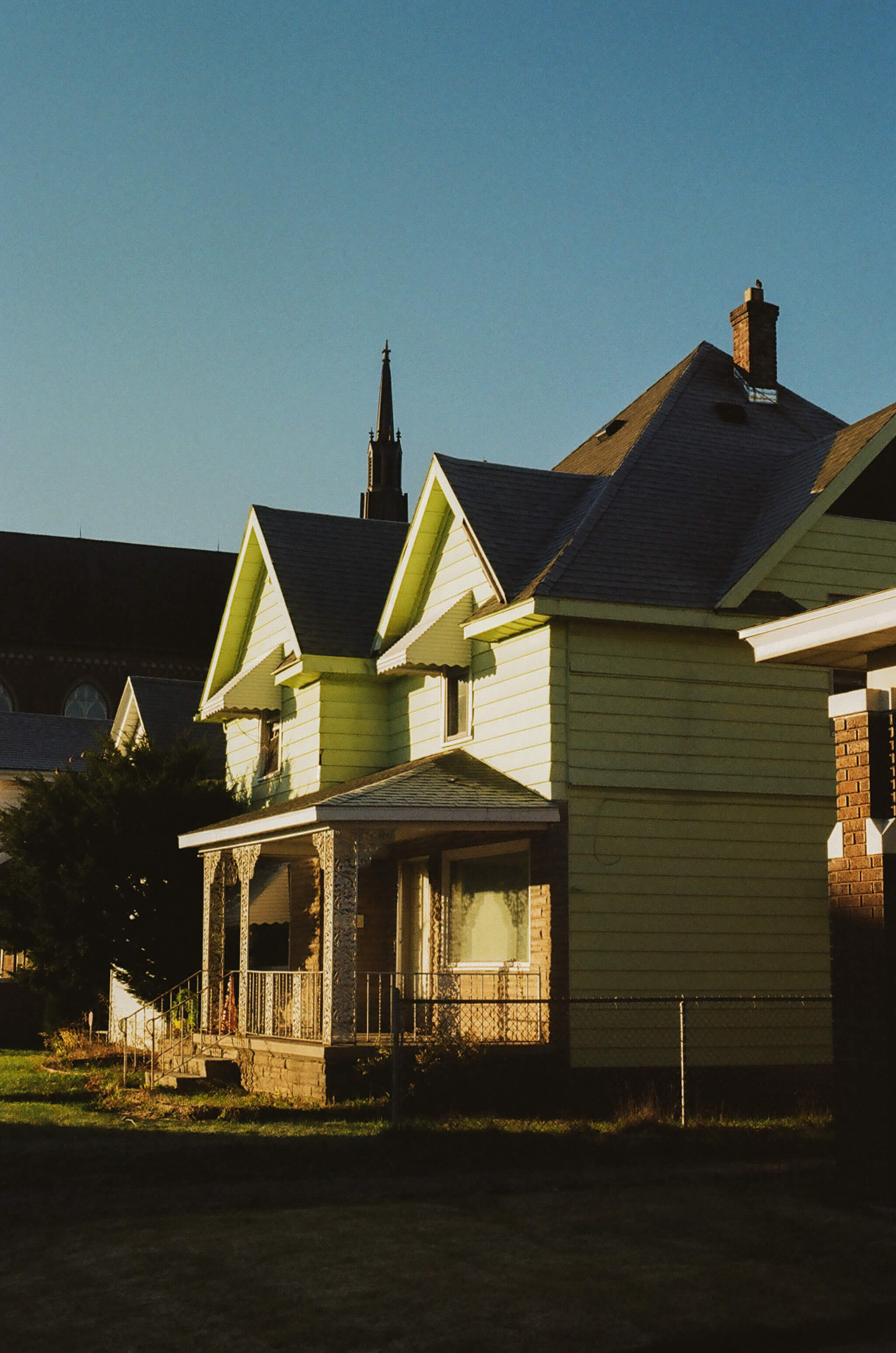 Photo by  Nik Guiney